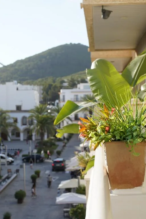 Camera doppia - 1 o 2 letti — Hostal Yebisah