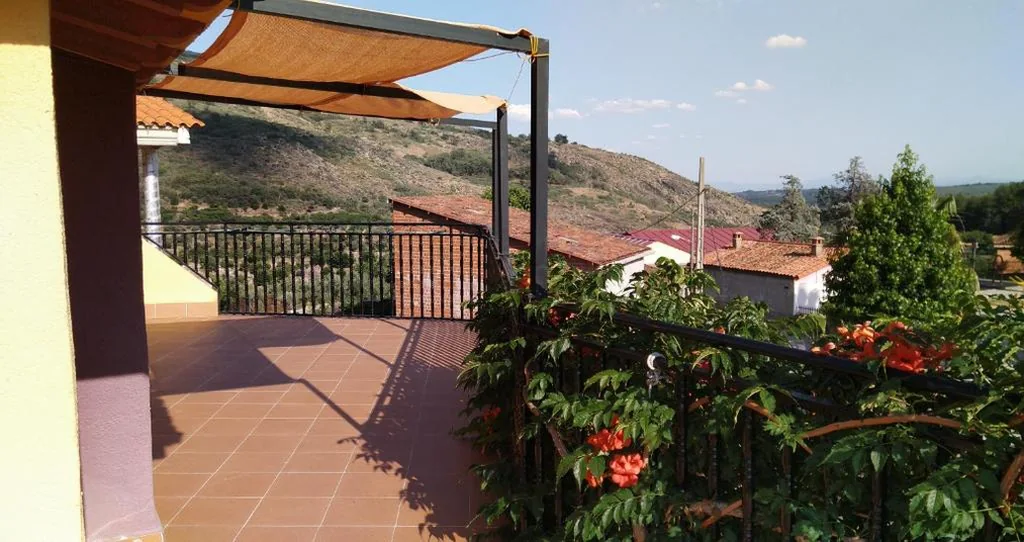 Apartment mit Bergblick — Hostal Yuste