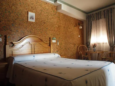 Hostal Yuste — Foto 12