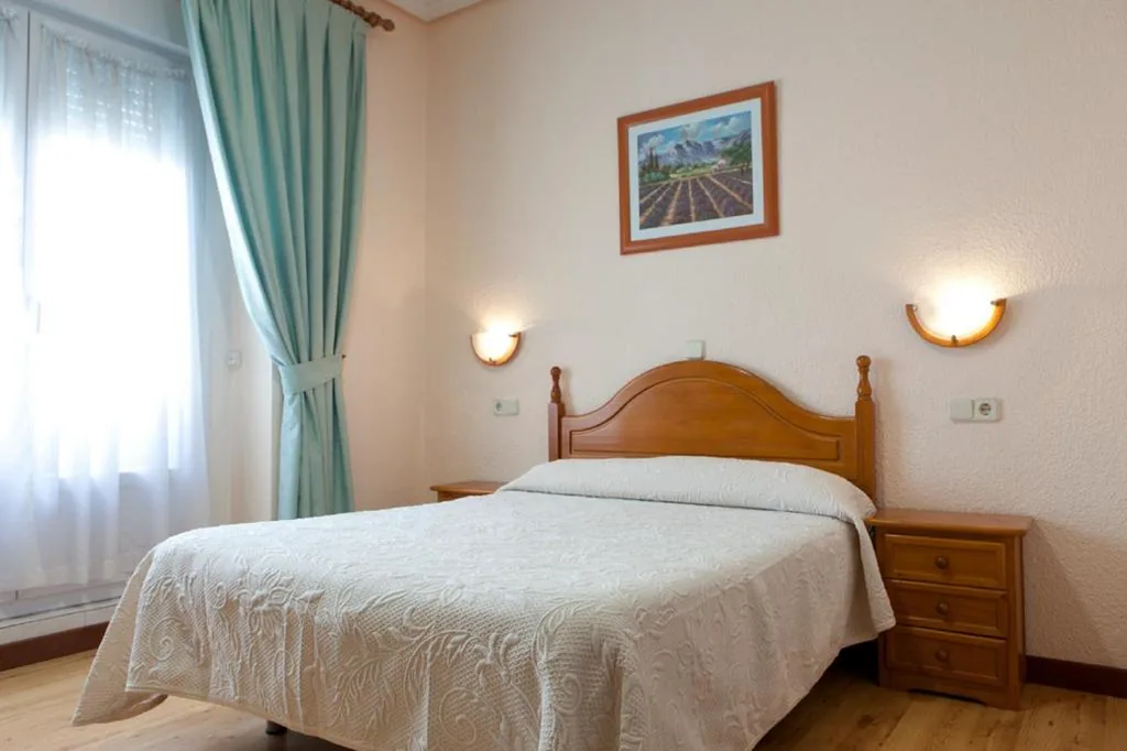Doppelzimmer — Hostal Zamora