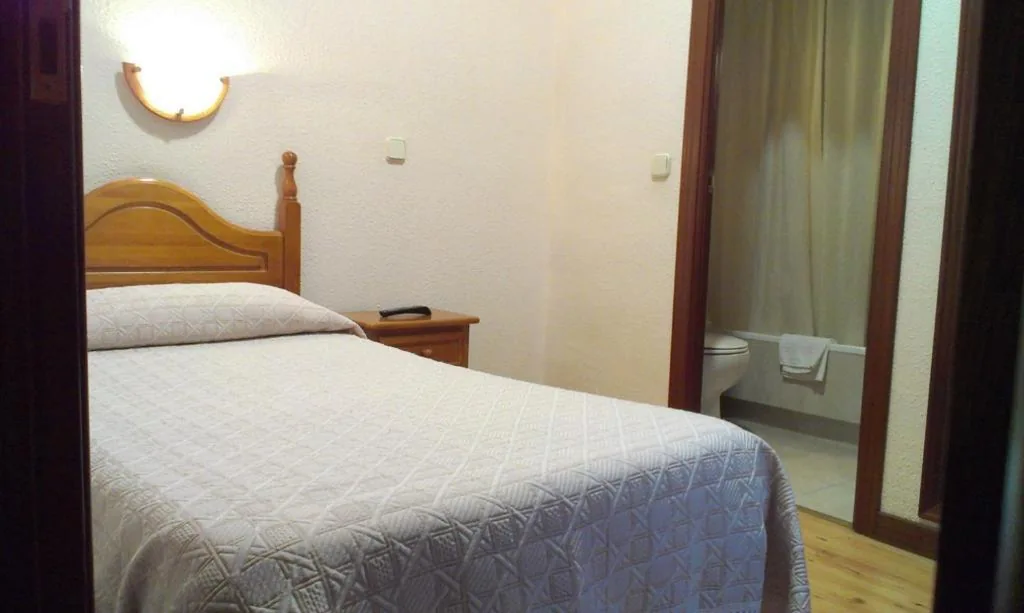 Einzelzimmer — Hostal Zamora
