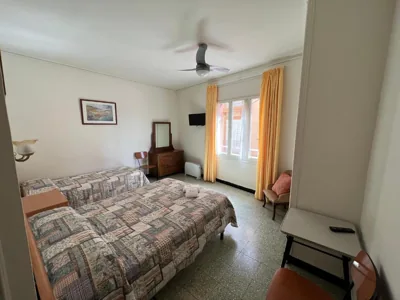 Hostal Zurich — foto 2
