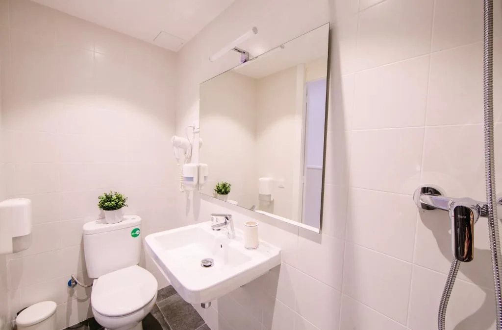 Habitación Triple — Hostalet de Barcelona