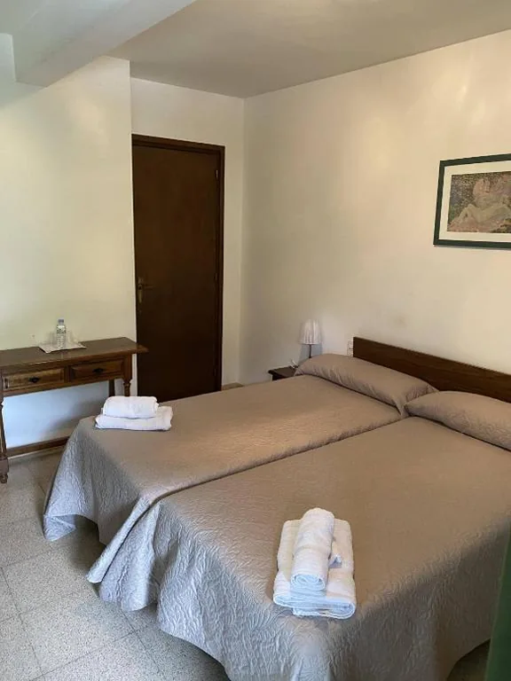 Chambre double - 2 lits — Hostatgeria i Restaurant Coll de Condreu