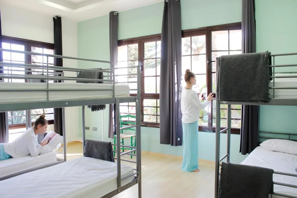 Quarto Familiar — Hostel Águilas Isla del Fraile