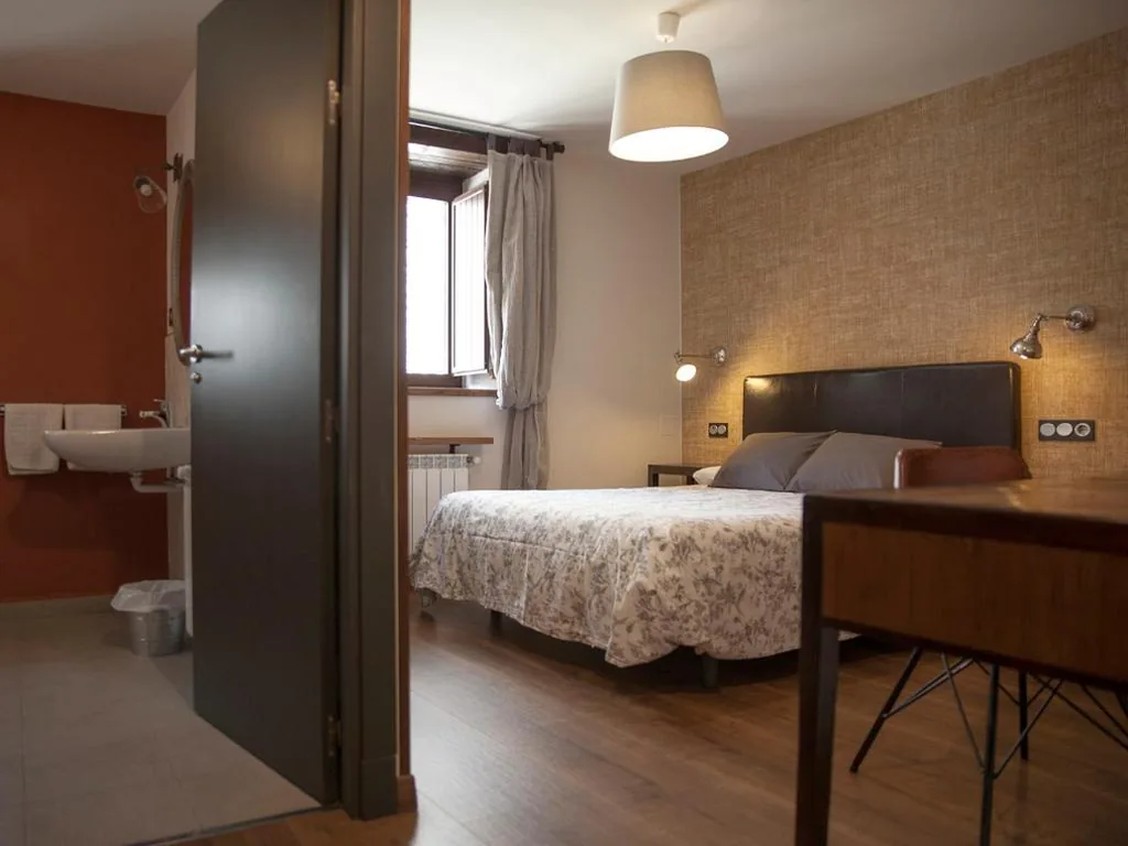 Habitación Doble — Hostel-Albergue Monte Perdido