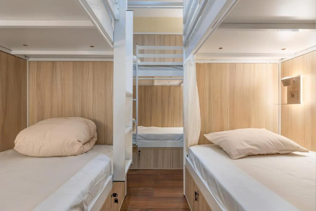 Gedeelde slaapzaal voor mannen — Hostel Anguita