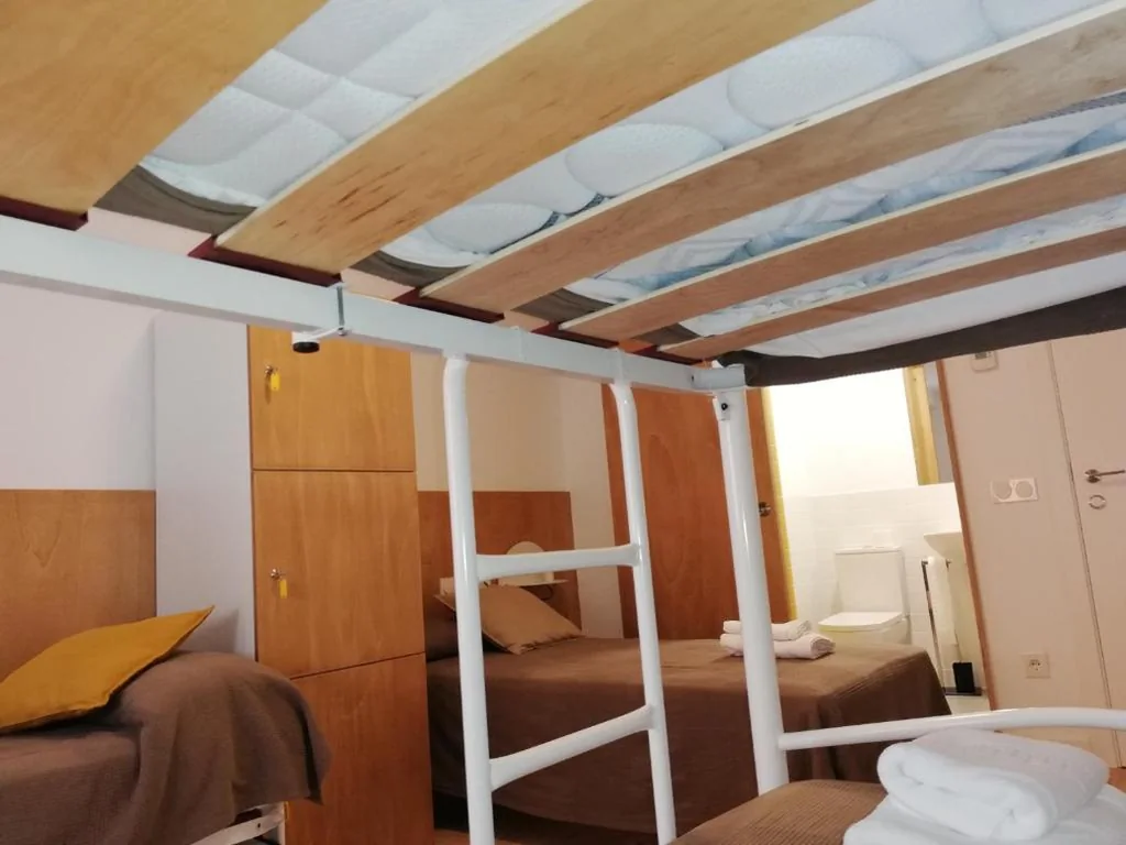 Chambre quadruple — Hostel.B