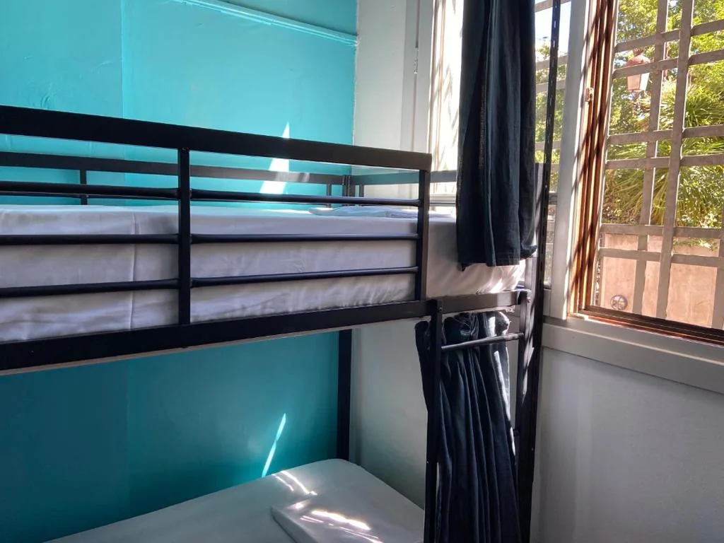 Bed in 10-Bed Mixed Dormitory Room — Hostel Center Madrid