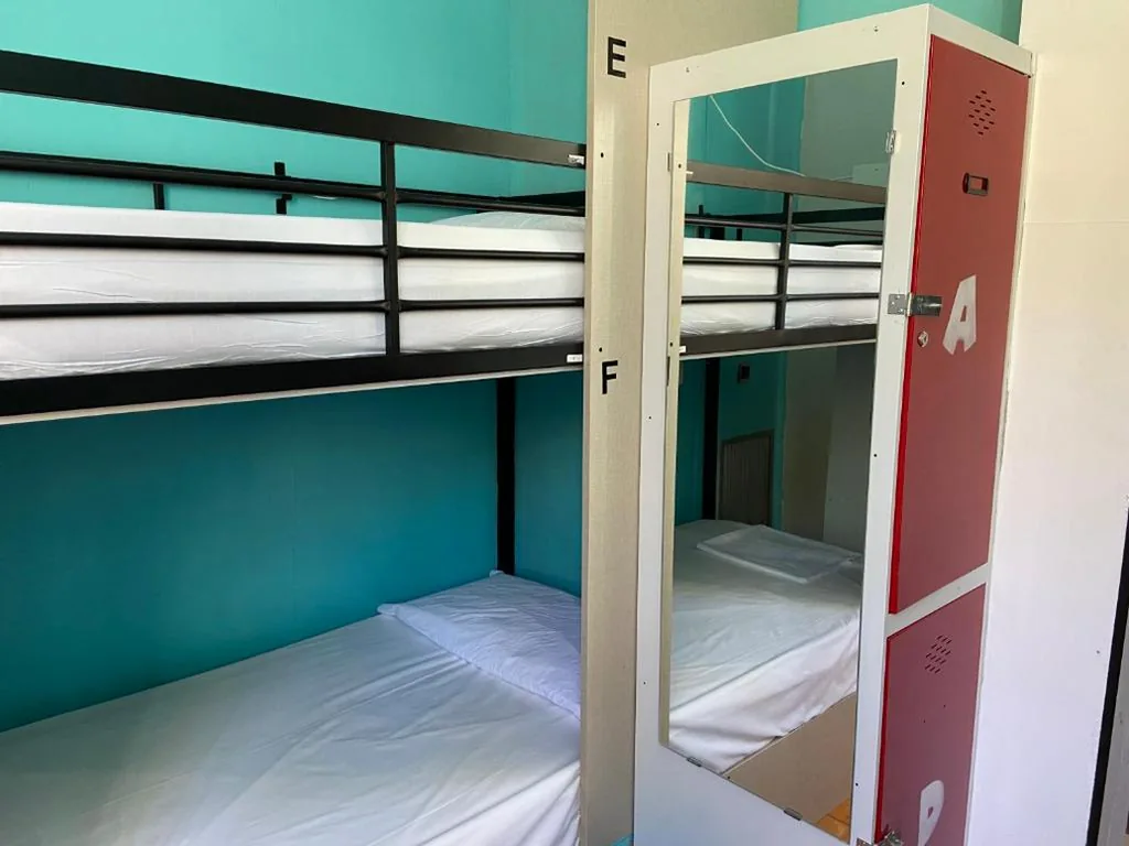 Bed in 6-Bed Mixed Dormitory Room — Hostel Center Madrid