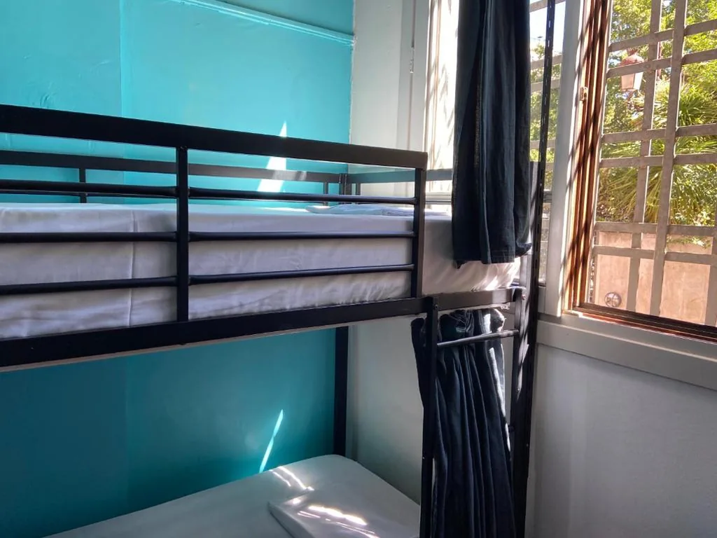 Bed in 8-Bed Mixed Dormitory Room — Hostel Center Madrid