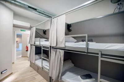 Hostel Dos Estaciones - Scandinavian Design - Albergue Juvenil - FREE towels, coffee & tea, remote check-in — Foto 4