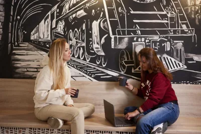 Hostel Dos Estaciones - Scandinavian Design - Albergue Juvenil - FREE towels, coffee & tea, remote check-in — Foto 10