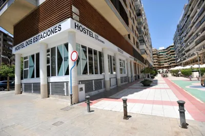 Hostel Dos Estaciones - Scandinavian Design - Albergue Juvenil - FREE towels, coffee & tea, remote check-in — Foto 12