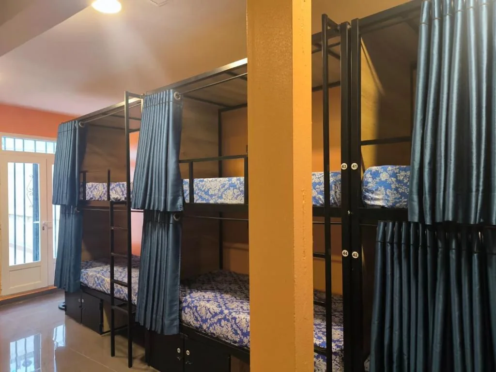 Litera en habitación compartida mixta — Hostel Estrella 20
