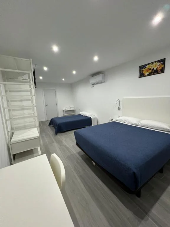 Hostel Hock Residences