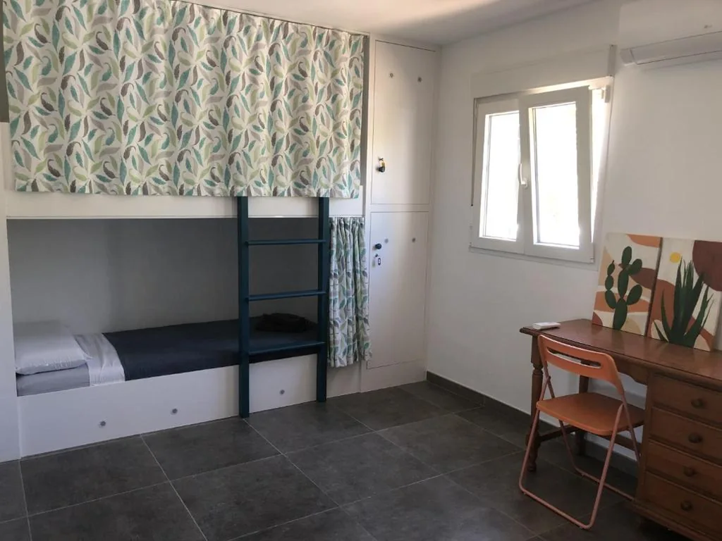 Bed in gemengde slaapzaal met 4 bedden — Hostel La Fanega