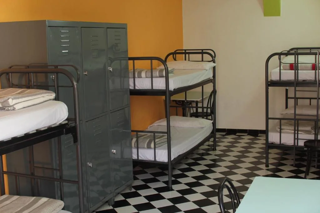 個室 — Hostel New York