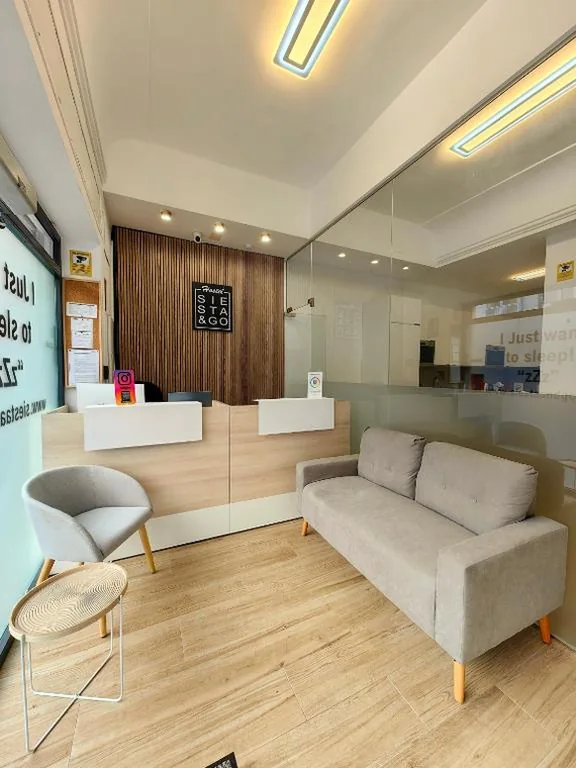 Cama em dormitório partilhado misto de 8 camas — Hostel Siesta & Go (Atocha)