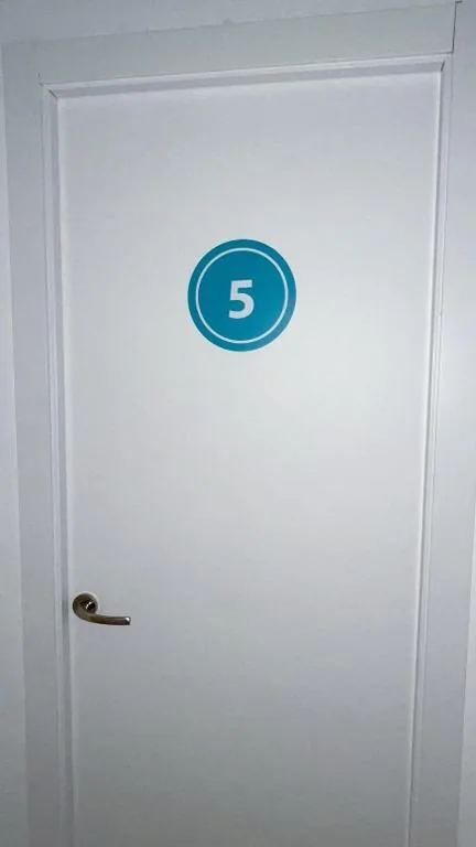 Bett im gemischten Schlafsaal mit 6 Betten — Hostel Sorolla Playa