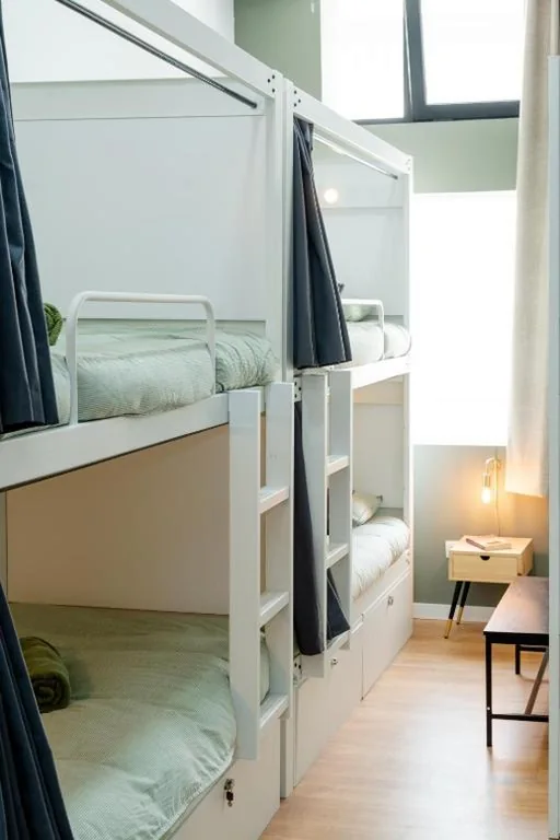 Gemischtes Mehrbettzimmer — Hostel Time Life