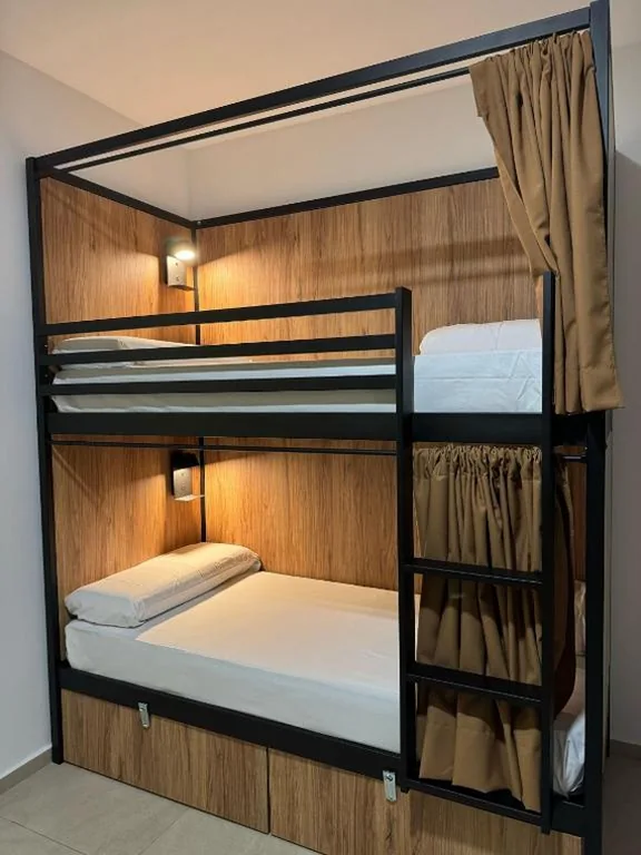 Letto singolo in camera condivisa mista — Hostel Welcome Benidorm