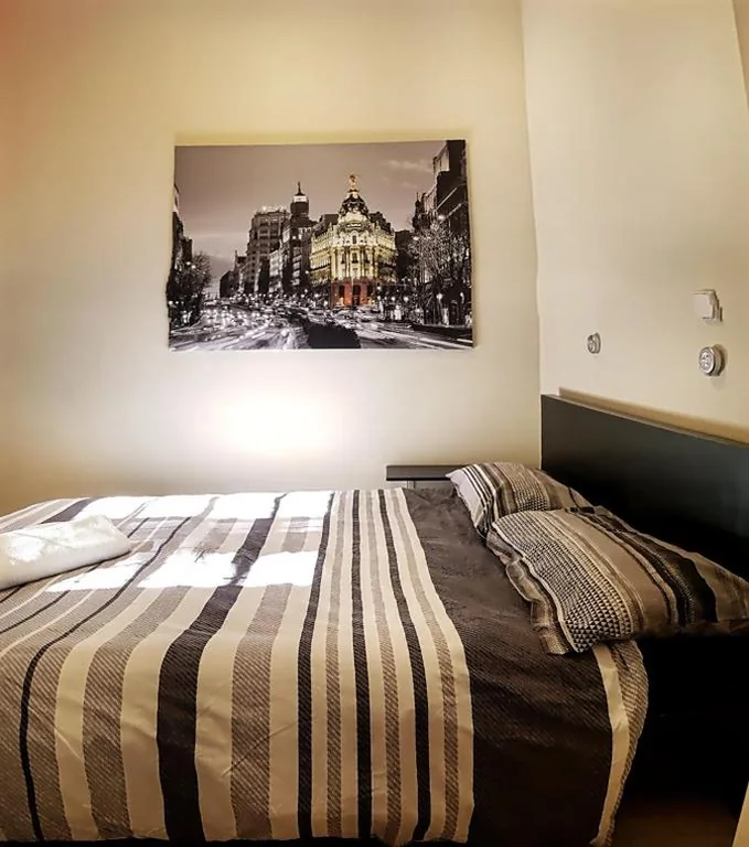 Habitación Doble con baño — Hostels Meetingpoint