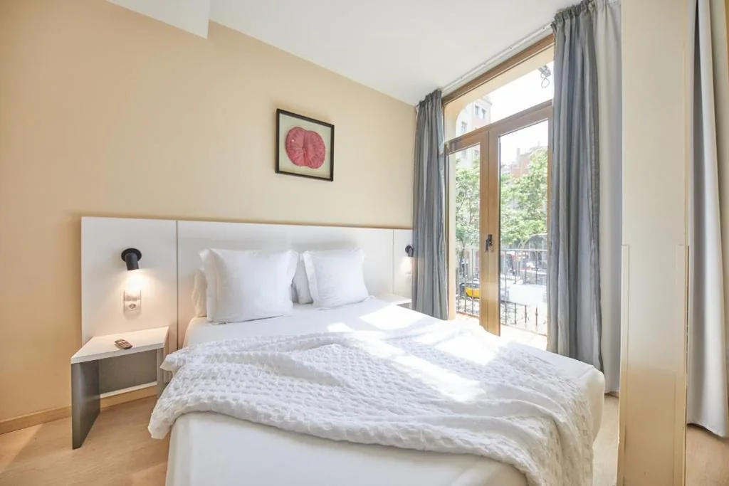 Quarto Duplo - 1 ou 2 camas — Hostemplo Sagrada Familia