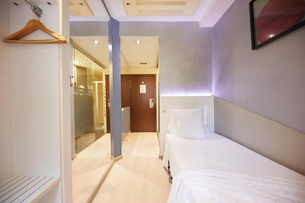 Quarto Individual — Hostemplo Sagrada Familia