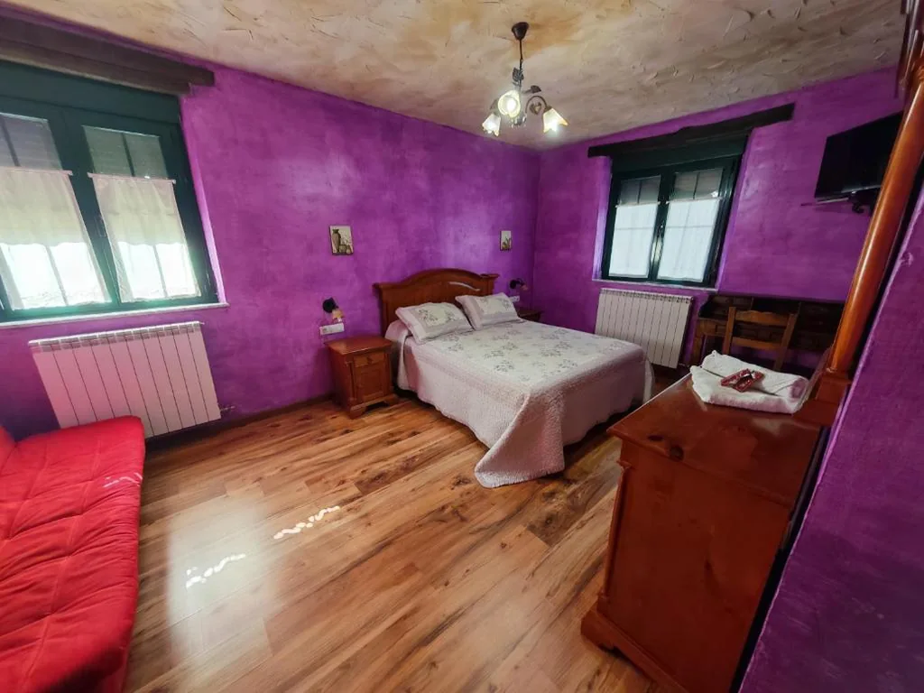 Chambre Supérieure avec très grand lit — Hostería Casa Flor
