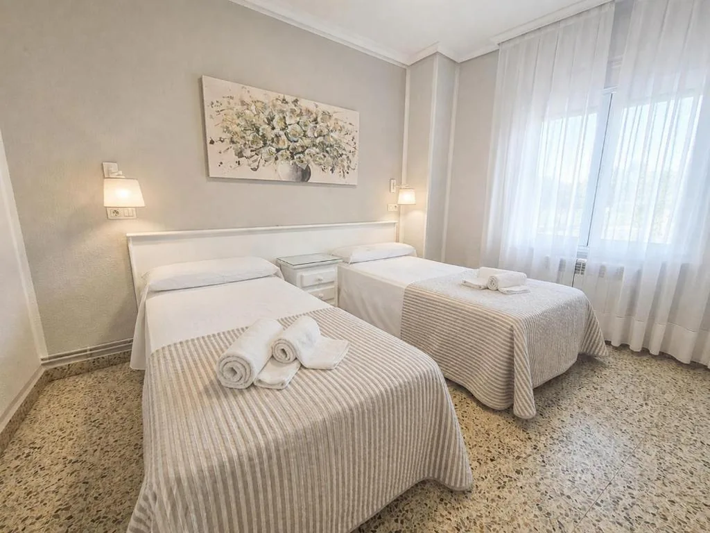 Camera doppia con letti singoli — Hosteria El Capricho by R2R Consulting