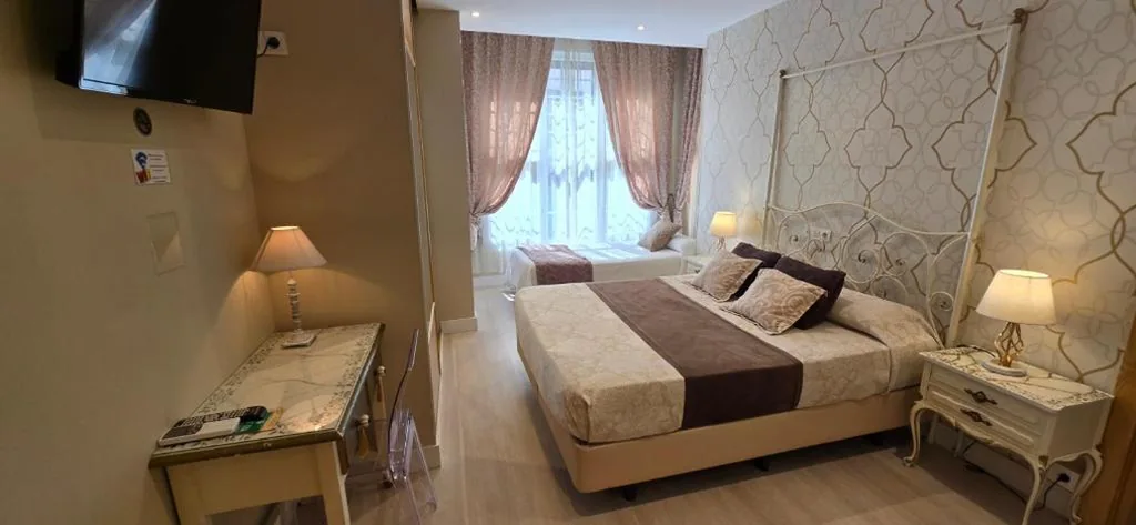 Habitación Triple Superior — Hosteria Villa de Castro