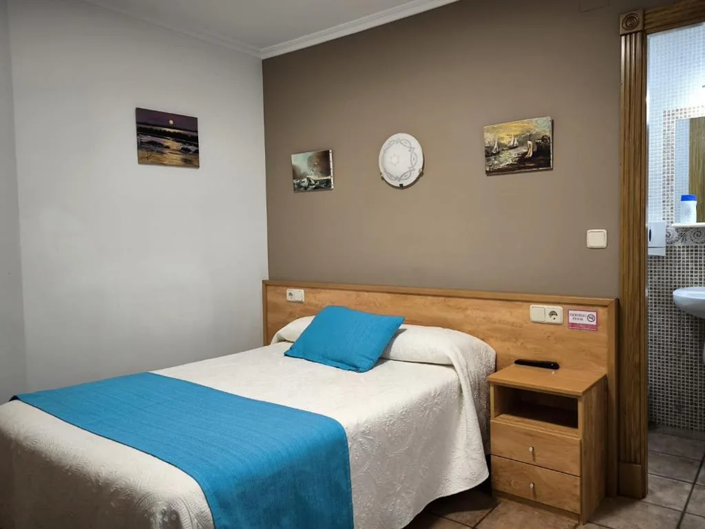 Single Room with Bathroom — Hostería VISTAPARK