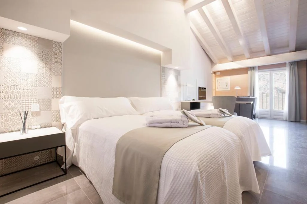 Suite — Hotel 1877 Sensaciones & SPA ADULTS ONLY