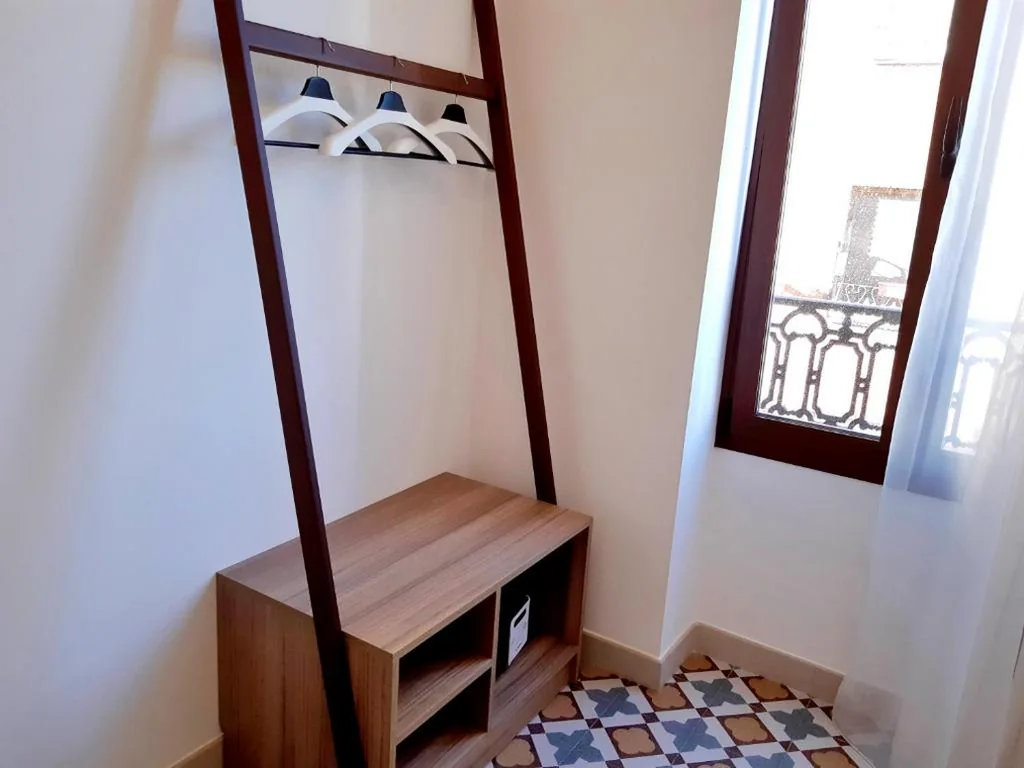 Camera singola con bagno privato — Hotel 19-30 Valencia