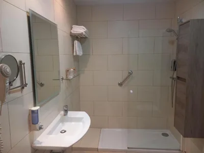 Hotel 1948 Manresa — foto 8