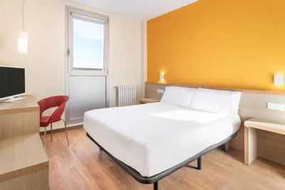 Hotel 280 Zaragoza — 写真 5