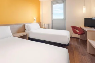 Hotel 280 Zaragoza — 写真 10