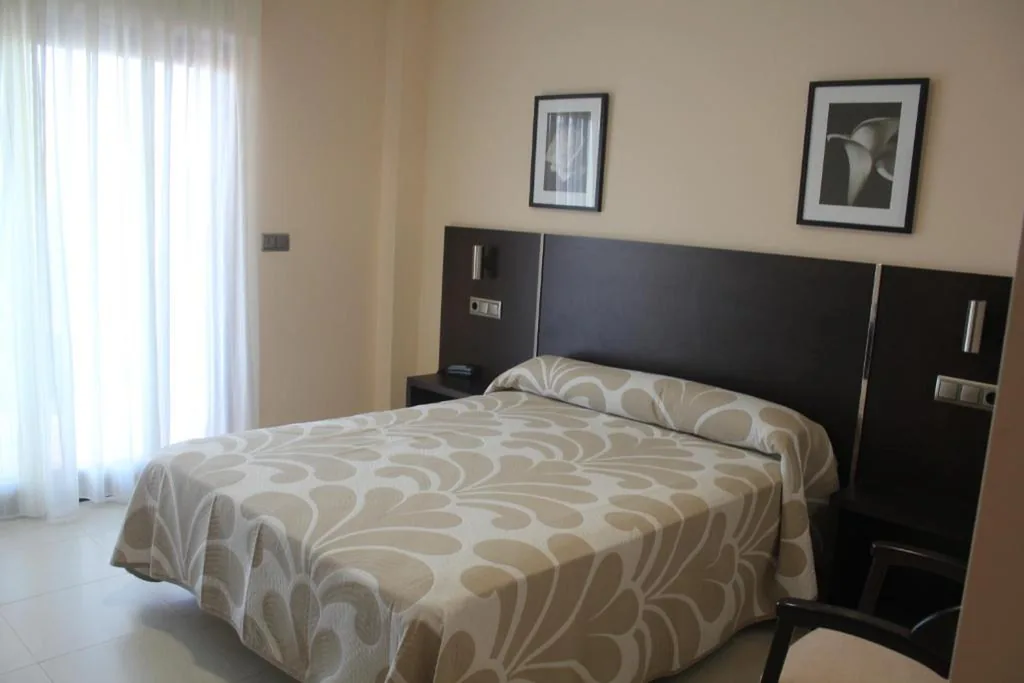 Camera doppia standard - 1 o 2 letti — Hotel A Bota