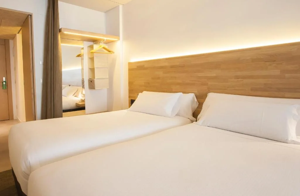 Habitación Doble Superior - 1 o 2 camas — Hotel A Pamplona