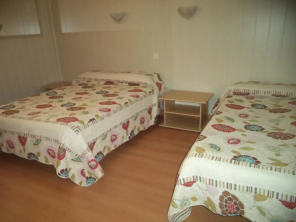 Doppelzimmer mit 2 Betten — Hotel A Santiago