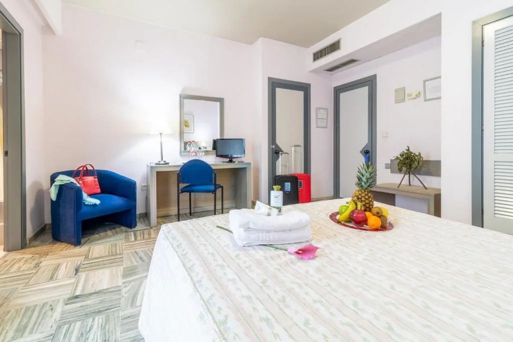 Hotel Abades Manzanil