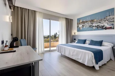 Hotel Abril — Foto 11