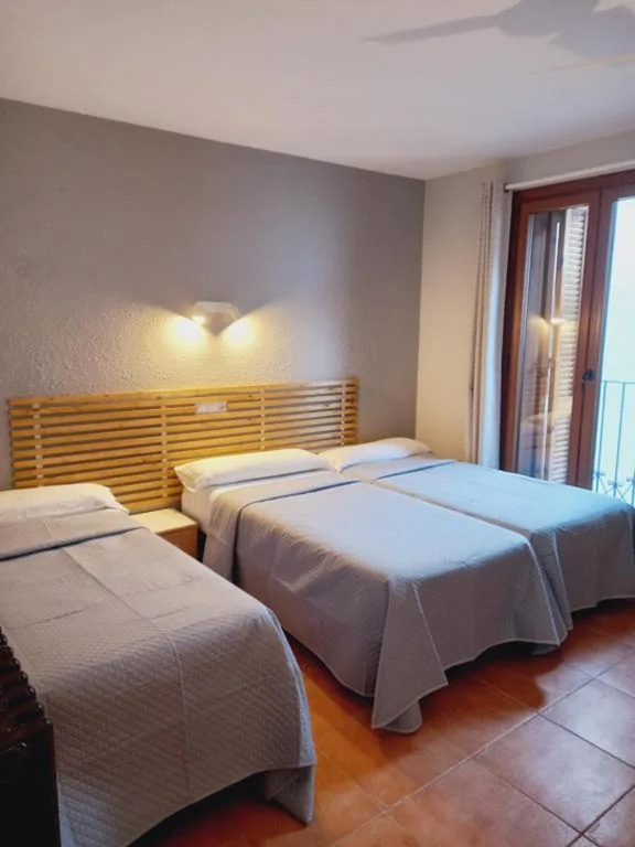 Habitación Triple — Hotel Acebo Plaza Mayor