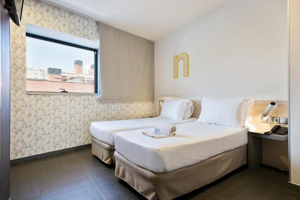 Habitación Doble - 1 o 2 camas — Hotel Acta Laumon