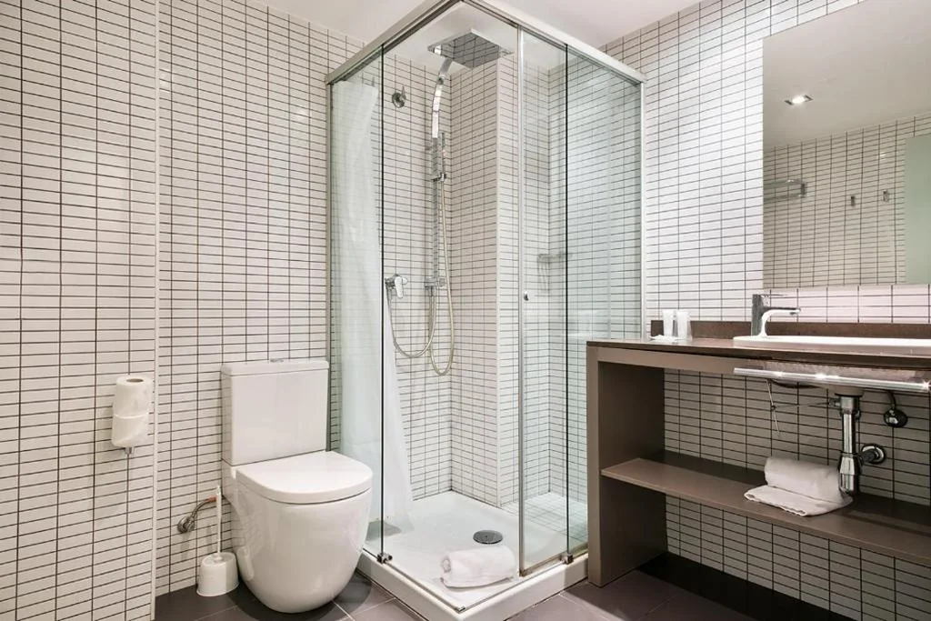 Habitación Triple — Hotel Acta Laumon
