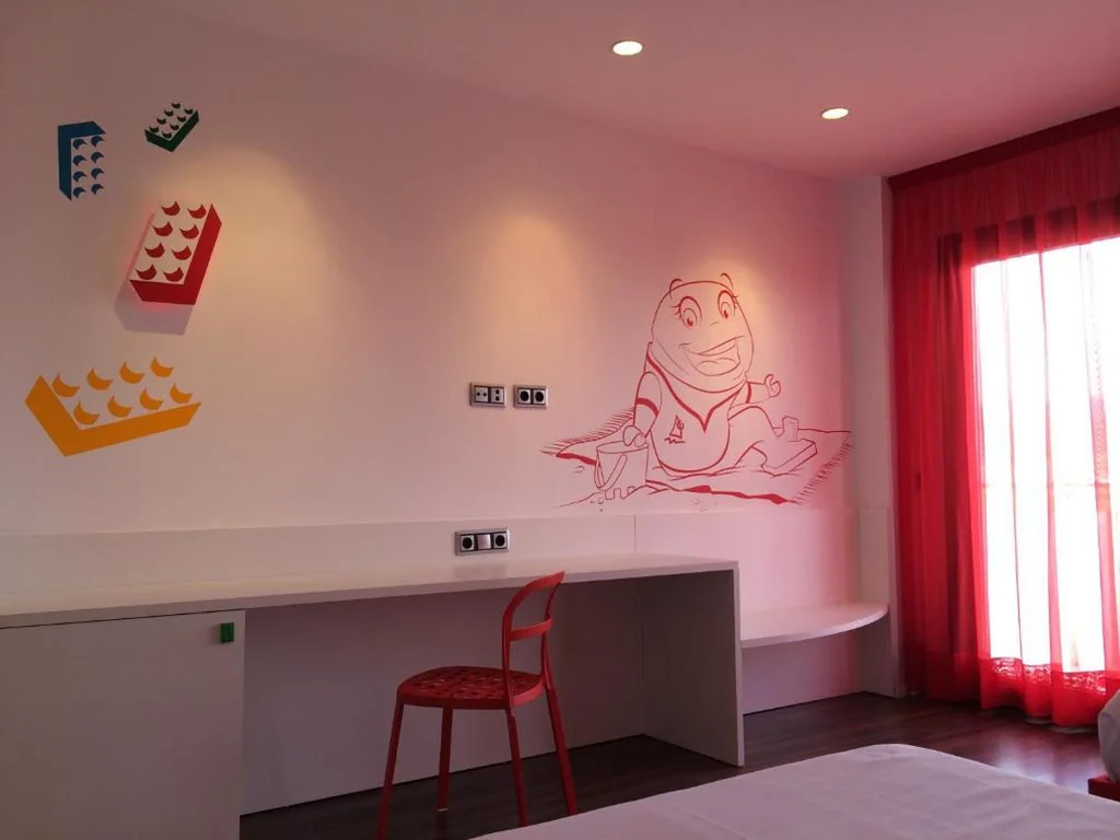 Habitación Doble - 1 o 2 camas - 2 adultos + 2 niños — Hotel Acuazul