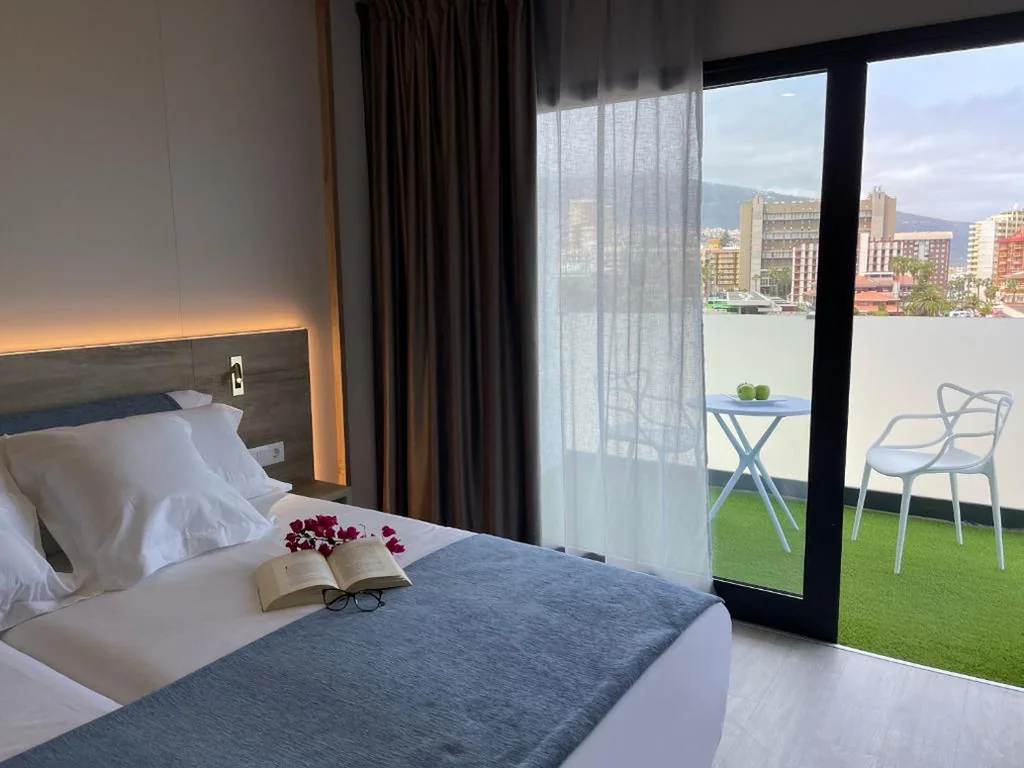 Tweepersoonskamer met balkon — Hotel AF Valle Orotava