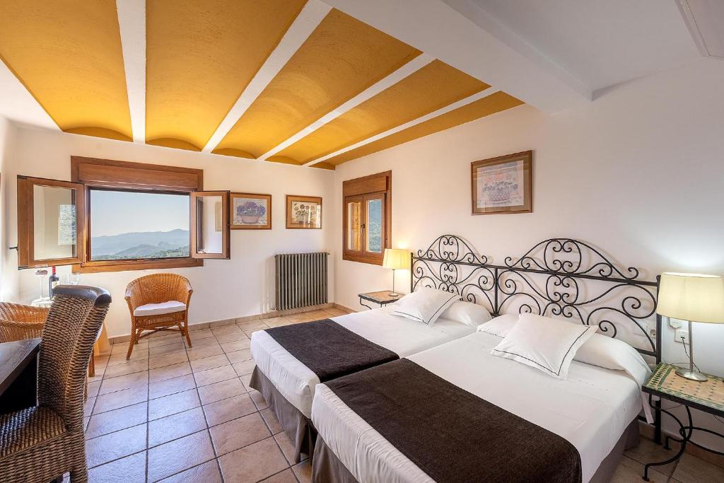 Hotel Alahuar