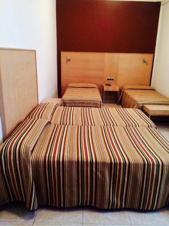 Familienzimmer — Hotel Alamo